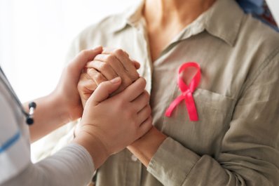 Prezes Naczelnej Rady Pielęgniarek i Położnych o stanie pielęgniarstwa onkologicznego w Polsce. Braki kadrowe to nie wszystko 