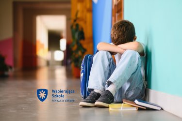 Jak pomóc dziecku i młodemu dorosłemu w kryzysie emocjonalnym - otwarte webinary "Wspierająca Szkoła"