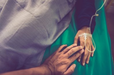 Raport: oczekiwana długość życia na świecie powróciła do poziomu sprzed pandemii