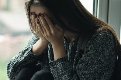 Badanie: co czwarty Polak z objawami PTSD. Ważna rola doświadczeń z dzieciństwa