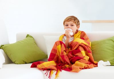 Gorączka u dziecka – jakie leki zastosować i kiedy zgłosić się do lekarza?