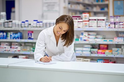 Nowe zasady monitoringu temperatury i wilgotności w aptekach dopiero od marca 2026 roku