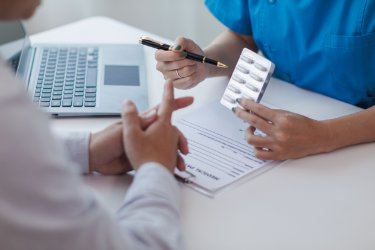 Krokowe podejście do wykonywania zaawansowanych przeglądów lekowych u pacjenta z nadciśnieniem tętniczym