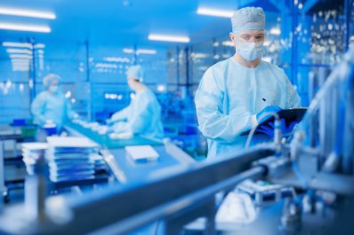 Dr Artur Bartoszewicz: krajowa produkcja leków może stać się lokomotywą rozwojową