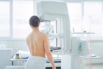 Mammografia czy USG? Badania wykrywające raka piersi