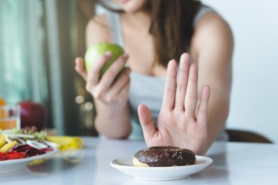 Badania: dieta postna nie jest bardziej skuteczna niż liczenie kalorii