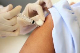 Eksperci: najlepiej zaszczepić się przeciwko grypie od października do stycznia